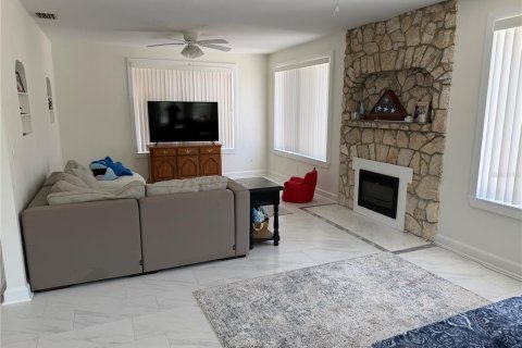 House in Clearwater, Florida 3 bedrooms, 196.21 sq.m. № 2166023 - photo 6