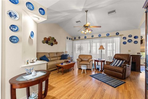 House in Summerfield, Florida 2 bedrooms, 130.81 sq.m. № 2107419 - photo 8