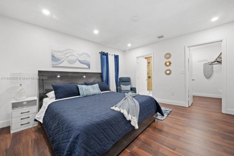 Купить виллу или дом в Майами, Флорида 5 спален, 180.32м2, № 1996154 - фото 15