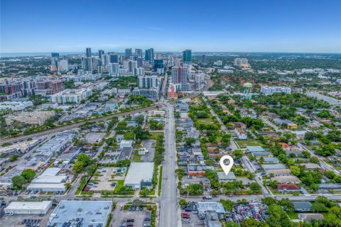 Propiedad comercial en venta en Fort Lauderdale, Florida, 441.56 m2 № 1977672 - foto 26