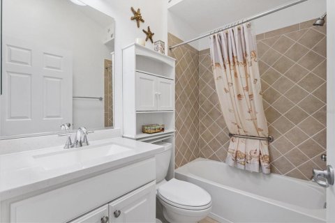 Casa en venta en The Villages, Florida, 3 dormitorios, 179.02 m2 № 1880682 - foto 22