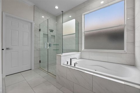 Casa en venta en Orlando, Florida, 5 dormitorios, 249.16 m2 № 1898536 - foto 5