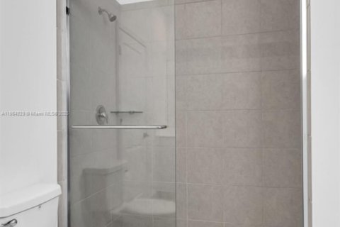 Townhouse in Coral Springs, Florida 3 bedrooms, 124.86 sq.m. № 1893296 - photo 29