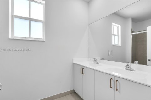 Townhouse in Coral Springs, Florida 3 bedrooms, 124.86 sq.m. № 1893296 - photo 28