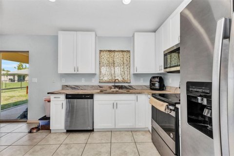 Casa en venta en North Port, Florida, 3 dormitorios, 115.29 m2 № 1725213 - foto 9