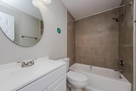 Villa ou maison à louer à Kissimmee, Floride: 3 chambres, 137.59 m2 № 2405634 - photo 14