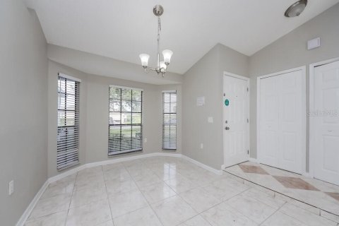 Villa ou maison à louer à Kissimmee, Floride: 3 chambres, 137.59 m2 № 2405634 - photo 4