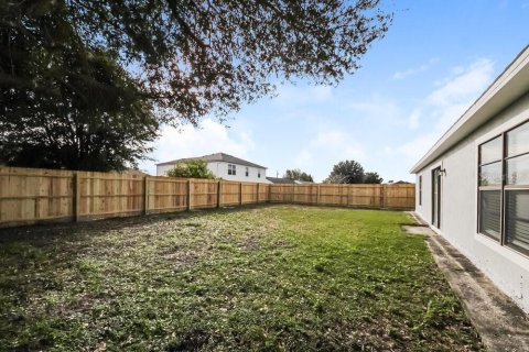 Villa ou maison à louer à Kissimmee, Floride: 3 chambres, 137.59 m2 № 2405634 - photo 16