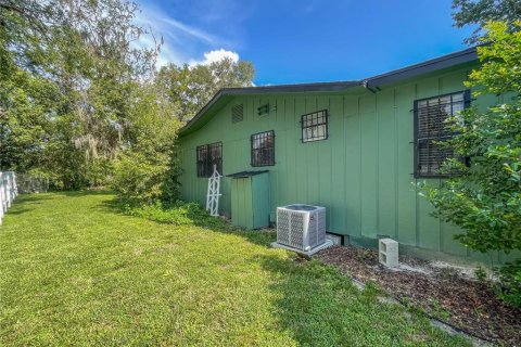 House in Floral City, Florida 2 bedrooms, 109.25 sq.m. № 1915611 - photo 28