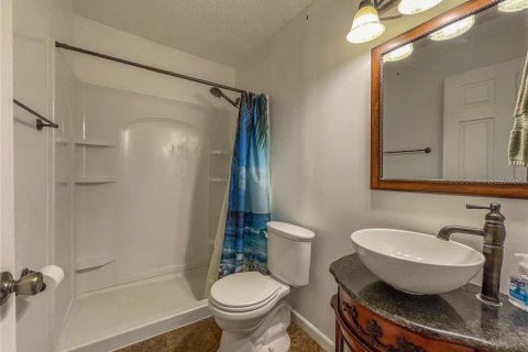 House in Floral City, Florida 2 bedrooms, 109.25 sq.m. № 1915611 - photo 18