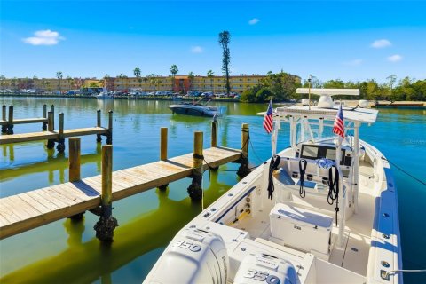 Immobilier commercial à vendre à Sarasota, Floride: 567.63 m2 № 2266567 - photo 23