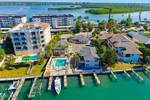 Immobilier commercial à vendre à Sarasota, Floride: 567.63 m2 № 2266567 - photo 4