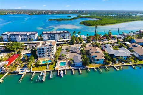 Immobilier commercial à vendre à Sarasota, Floride: 567.63 m2 № 2266567 - photo 6