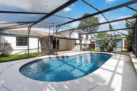 Casa en venta en Altamonte Springs, Florida, 5 dormitorios, 222.97 m2 № 2227614 - foto 10