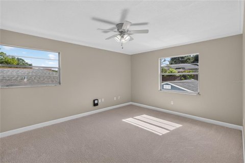 Casa en venta en Altamonte Springs, Florida, 5 dormitorios, 222.97 m2 № 2227614 - foto 22