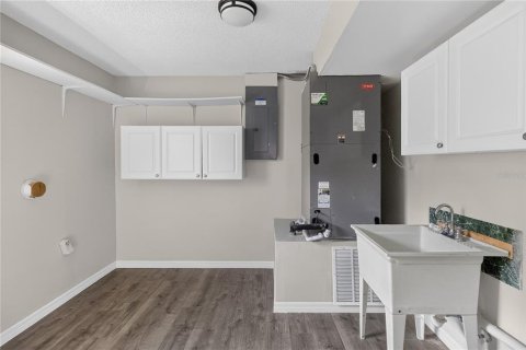 Casa en venta en Altamonte Springs, Florida, 5 dormitorios, 222.97 m2 № 2227614 - foto 27