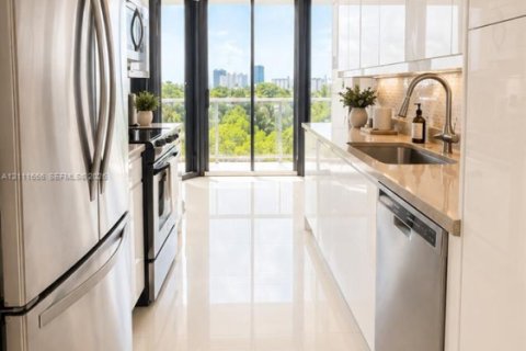 Copropriété à louer à Aventura, Floride: 2 chambres, 132.85 m2 № 2439361 - photo 4