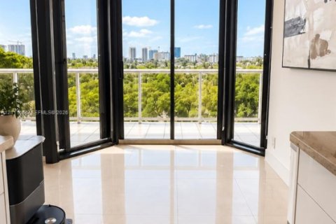 Copropriété à louer à Aventura, Floride: 2 chambres, 132.85 m2 № 2439361 - photo 5