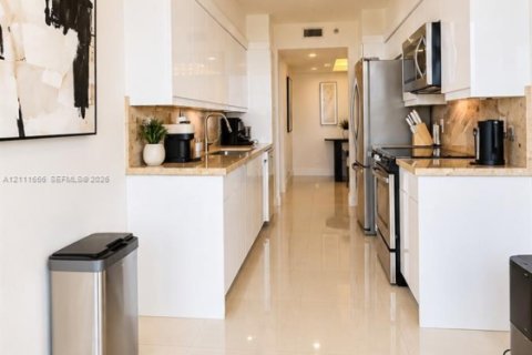 Copropriété à louer à Aventura, Floride: 2 chambres, 132.85 m2 № 2439361 - photo 6