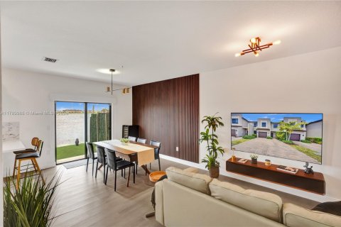 Touwnhouse à vendre à Miami, Floride: 3 chambres, 128.02 m2 № 1726480 - photo 19