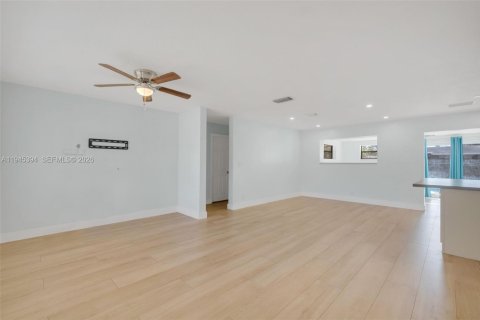 Купить виллу или дом в Окленд-Парк, Флорида 3 спальни, 129.6м2, № 2002514 - фото 14