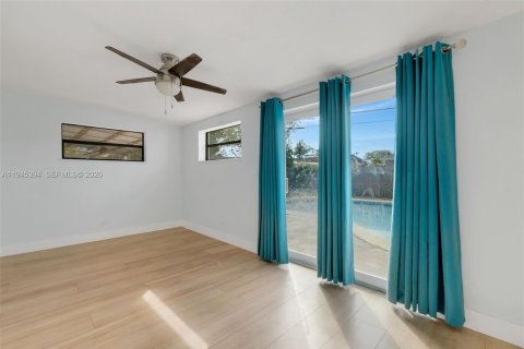 Купить виллу или дом в Окленд-Парк, Флорида 3 спальни, 129.6м2, № 2002514 - фото 5