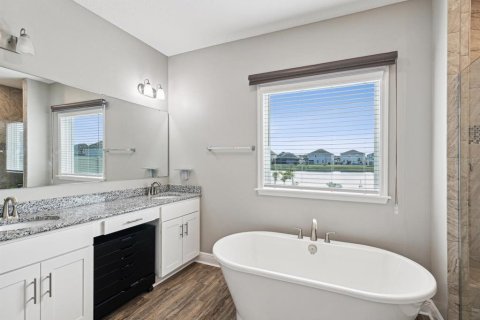 House in Wesley Chapel, Florida 3 bedrooms, 172.61 sq.m. № 1833053 - photo 14