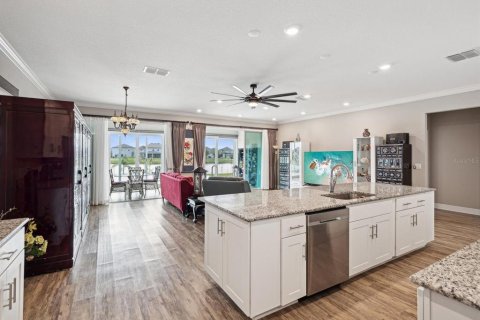 House in Wesley Chapel, Florida 3 bedrooms, 172.61 sq.m. № 1833053 - photo 18