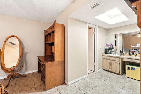 House in Orlando, Florida 4 bedrooms, 171.78 sq.m. № 1837729 - photo 22