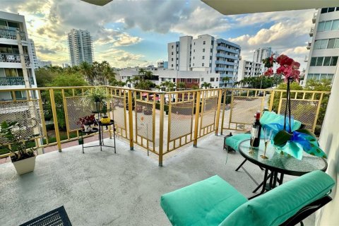 Copropriété à vendre à Miami Beach, Floride: 1 chambre, 78.69 m2 № 1923405 - photo 6