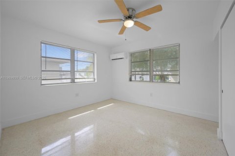 Apartment in Miami, Florida 1 bedroom, 82.68 sq.m. № 2030651 - photo 16
