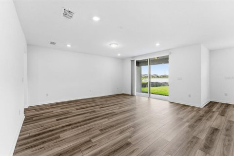 House in Parrish, Florida 5 bedrooms, 242.94 sq.m. № 2127216 - photo 6