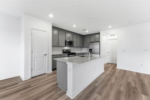 House in Parrish, Florida 5 bedrooms, 242.94 sq.m. № 2127216 - photo 3