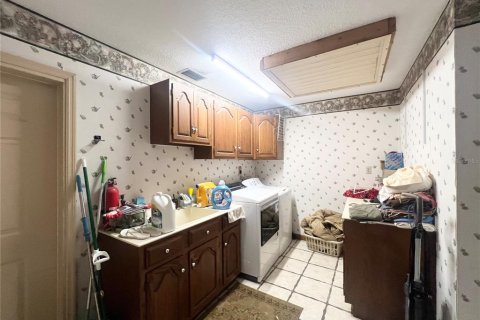 Villa ou maison à vendre à Kissimmee, Floride: 5 chambres, 298.96 m2 № 1602092 - photo 23