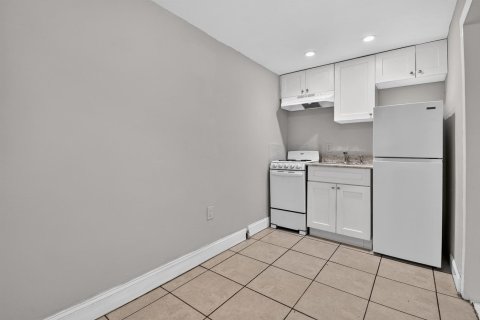 Apartment in West Palm Beach, Florida 1 bedroom, 51.1 sq.m. № 2382962 - photo 7