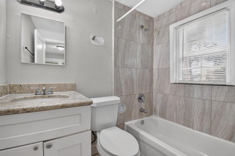 Apartment in West Palm Beach, Florida 1 bedroom, 51.1 sq.m. № 2382962 - photo 12
