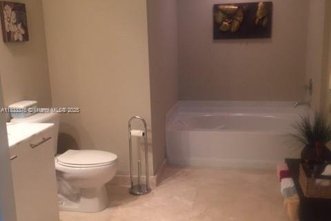 Condo in Miami, Florida, 2 bedrooms  № 1888775 - photo 11