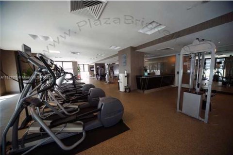 Condo in Miami, Florida, 2 bedrooms  № 1888775 - photo 16