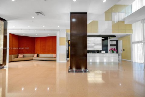 Condo in Aventura, Florida, 2 bedrooms № 1950048 - photo 30