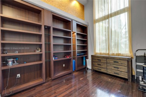 Condo in Aventura, Florida, 2 bedrooms № 1950048 - photo 18