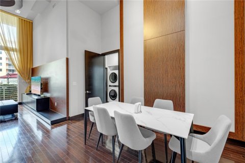 Condo in Aventura, Florida, 2 bedrooms № 1950048 - photo 13