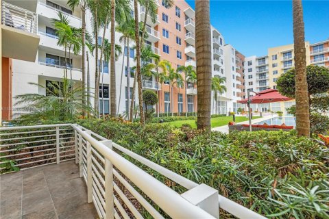 Condo in Aventura, Florida, 2 bedrooms № 1950048 - photo 24