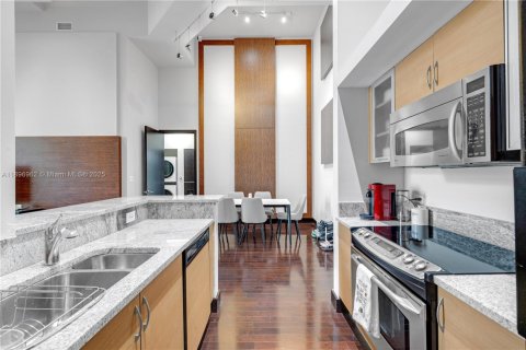 Condo in Aventura, Florida, 2 bedrooms № 1950048 - photo 12