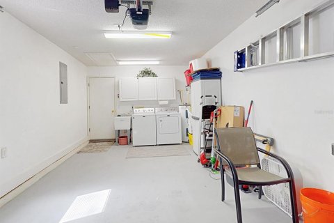 Townhouse in Haines City, Florida 2 bedrooms, 136.01 sq.m. № 2166739 - photo 22