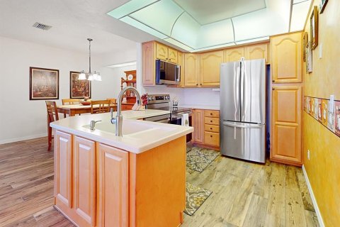 Townhouse in Haines City, Florida 2 bedrooms, 136.01 sq.m. № 2166739 - photo 7