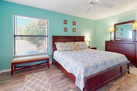 Townhouse in Haines City, Florida 2 bedrooms, 136.01 sq.m. № 2166739 - photo 13