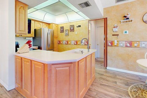 Townhouse in Haines City, Florida 2 bedrooms, 136.01 sq.m. № 2166739 - photo 8