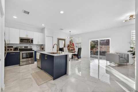 Adosado en venta en Coral Springs, Florida, 3 dormitorios, 124.86 m2 № 2077705 - foto 4