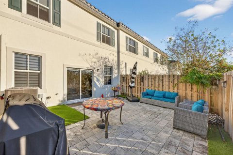 Adosado en venta en Coral Springs, Florida, 3 dormitorios, 124.86 m2 № 2077705 - foto 30