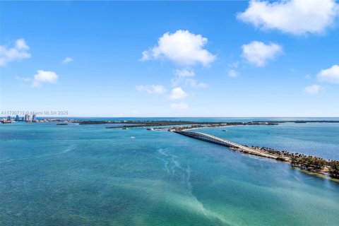 Condominio en venta en Miami, Florida, 2 dormitorios, 92.9 m2 № 1756207 - foto 30